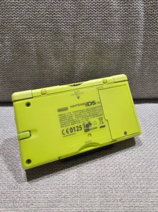 Nintendo DS Lite con Caricatore