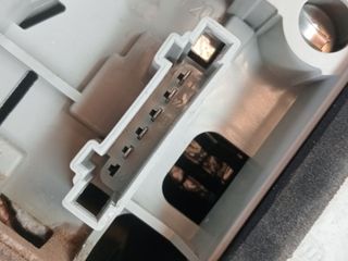 PILOTO TRASERO DERECHO VOLKSWAGEN POLO (9N1) (3)