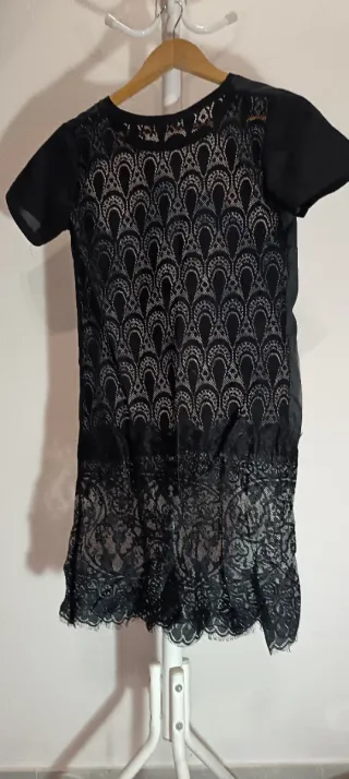 Camiseta Estampada con Encaje