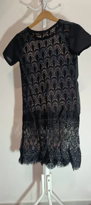 Camiseta Estampada con Encaje