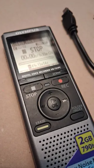 Grabadora de voz Olympus VN-P11PC