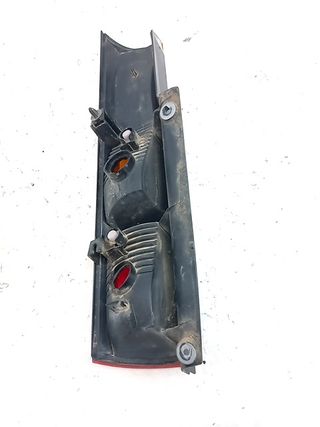 PILOTO TRASERO DERECHO SUZUKI IGNIS I (FH) (2)