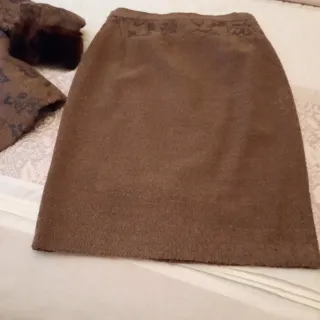 Traje chaqueta y falda marrón Sra.