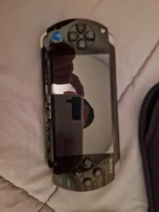 Sony PSP 1004 Negra + Accesorios