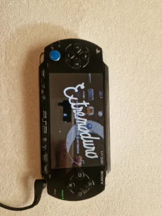 Sony PSP 1004 Negra + Accesorios