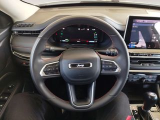 Jeep Compass Trailhawk Plug-In Hybrid 4WD