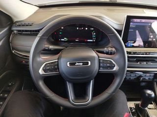 Jeep Compass Trailhawk Plug-In Hybrid 4WD