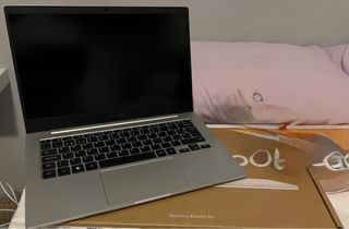 Portátil Samsung Galaxy Book2 Gris/Plata
