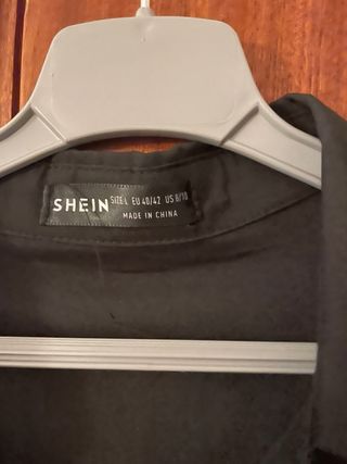 Camisa negra SHEIN talla L