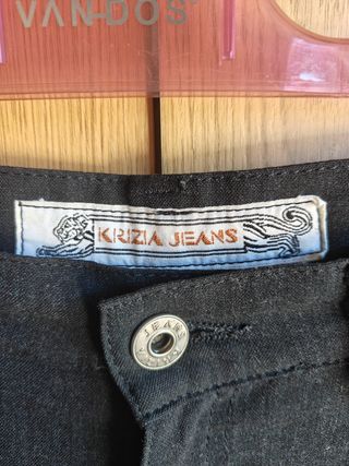 Calças pretas Krizia