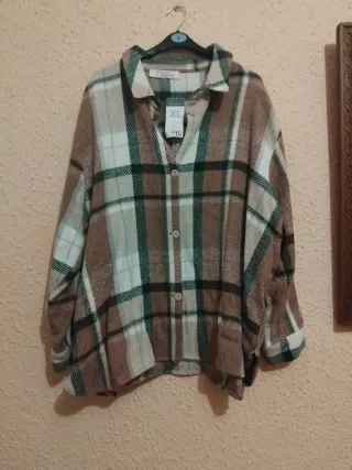 Blusa abrigo cuadros XL