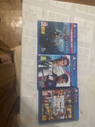 PS4 (PlayStation 4) con 2 mandos