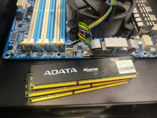 Pack Placa Base Gigabyte X58 + Intel i7 950 + RAM