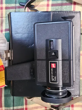 Lote 2 Cámaras Polaroid y Kodak