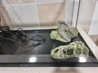 Acuario completo con accesorios 55 litros