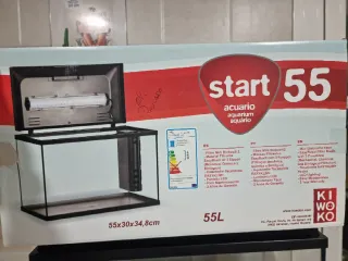 Acuario completo con accesorios 55 litros