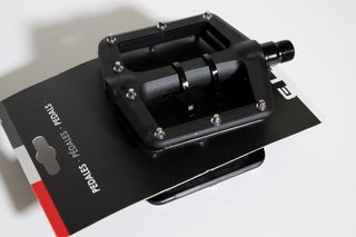 Pedales Eltin Plataforma con Pines