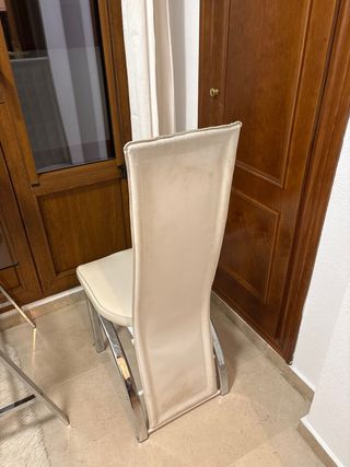 Silla polipiel blanca alta