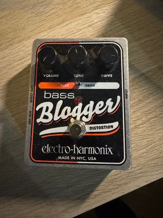 Electro-Harmonix Bass Blogger Distortion Pedal