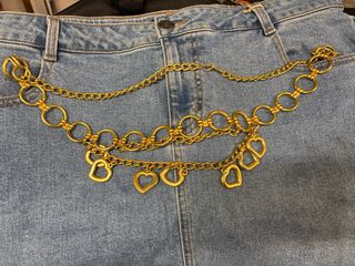 -Cinturón cadena dorado con monedas/corazones