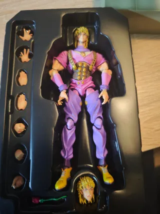 Figura Super Action Statue DIO Phantom Blood