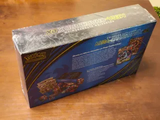 Ultra Premium Collection Mega Charizard (Leer)