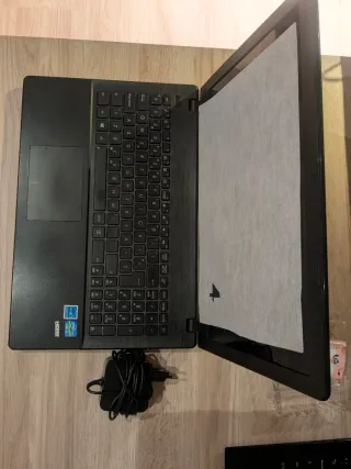 Portátil ASUS F55IC – Intel Core i3 – 15,6”