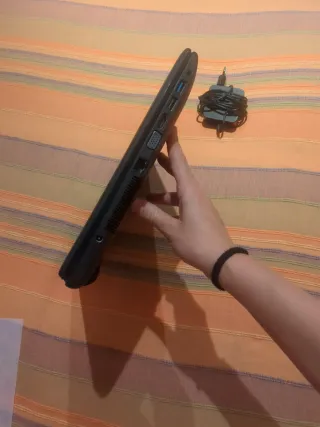 Portátil ASUS F55IC – Intel Core i3 – 15,6”