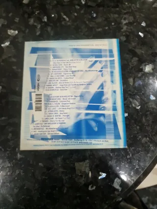 Electric Pop: 28 Nu Wave Future Classics SE RETIRA