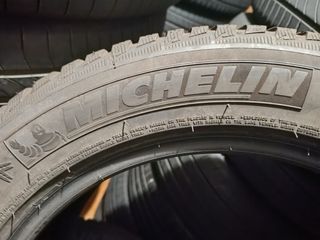 Michelin 215/55 R17 94V