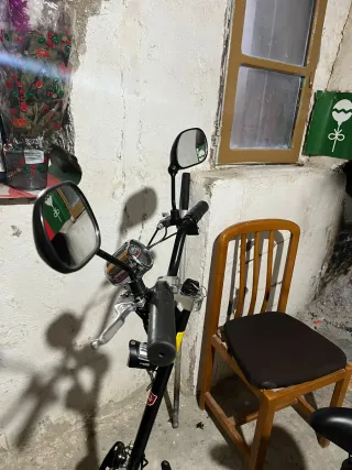 Patinete eléctrico con asiento