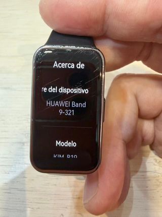 HUAWEI Band 9 AMOLED 1.47” pantalla rayazo