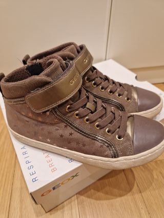 Zapatillas Geox niña talla 35 estrellas