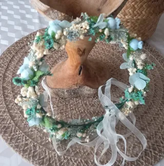 Corona de Comunión Flores Azules y Verdes