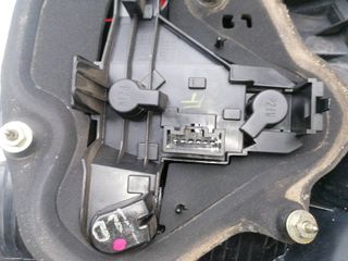 PILOTO TRASERO IZQUIERDO TOYOTA COROLLA (E12) (4)