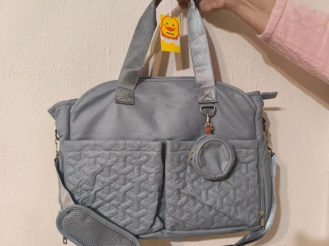 Bolso para bebé gris con bandolera