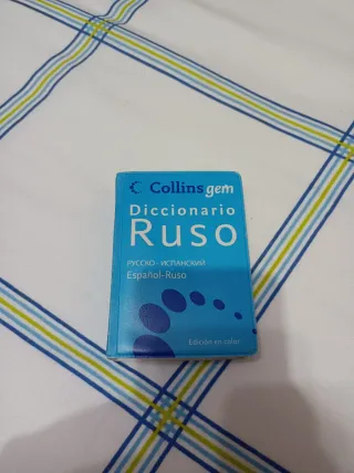 Diccionario ruso-español Collins gem