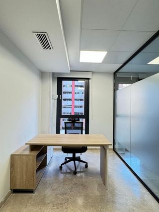 Oficina en alquiler en Ciutat de les Arts i les Ciències en Valencia