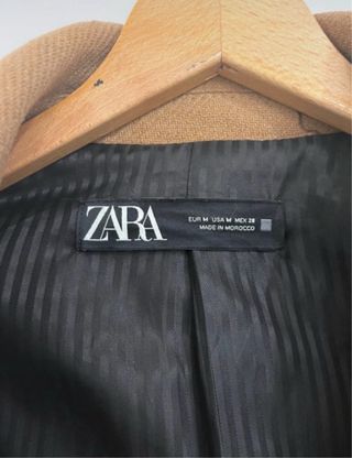 Abrigo Zara camel