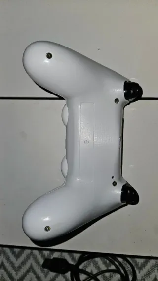 PS4 + Mando + Cables