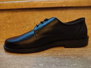 Zapatos negros de vestir