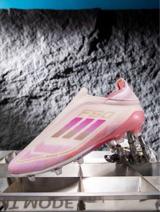 Scarpe da calcio Adidas F50 Rosa