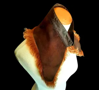 Cuello Zorro Pelo Rizado y Ante