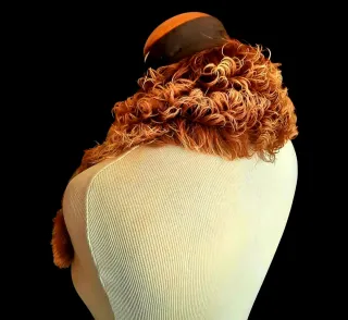 Cuello Zorro Pelo Rizado y Ante