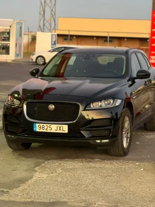 Jaguar F-Pace del 2017 Pure