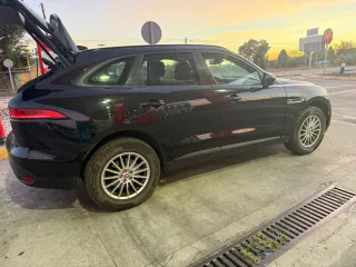 Jaguar F-Pace del 2017 Pure
