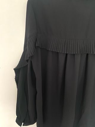 Blusa negra elegante