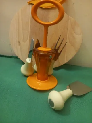 Tagliere legno con accessori