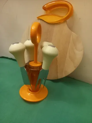 Tagliere legno con accessori