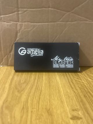 Amelia Selective Contorno, Colorete e Iluminador